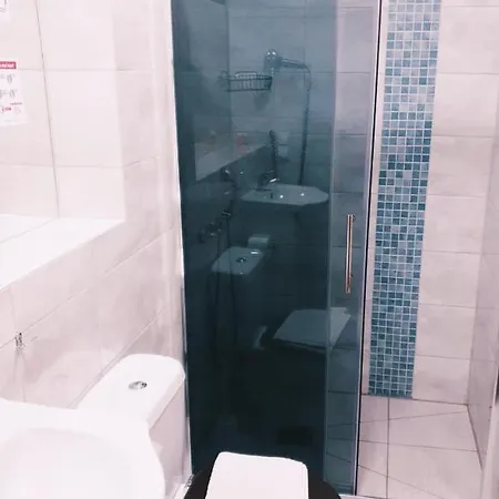 Hostel Biały Słoń Delux