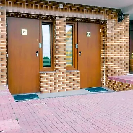 Bialy Slon Delux Hostel *