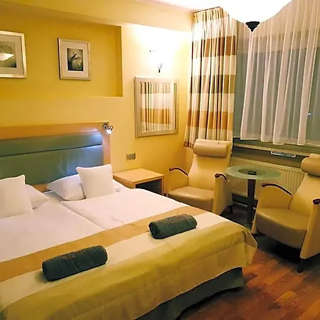 Hostel Bialy Slon Delux
