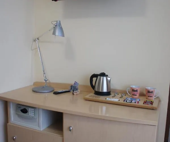 Bialy Slon Delux Hostel